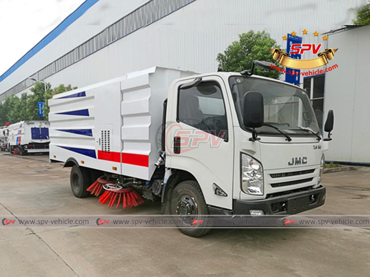 Road Cleaning Truck JMC - Front Right Side